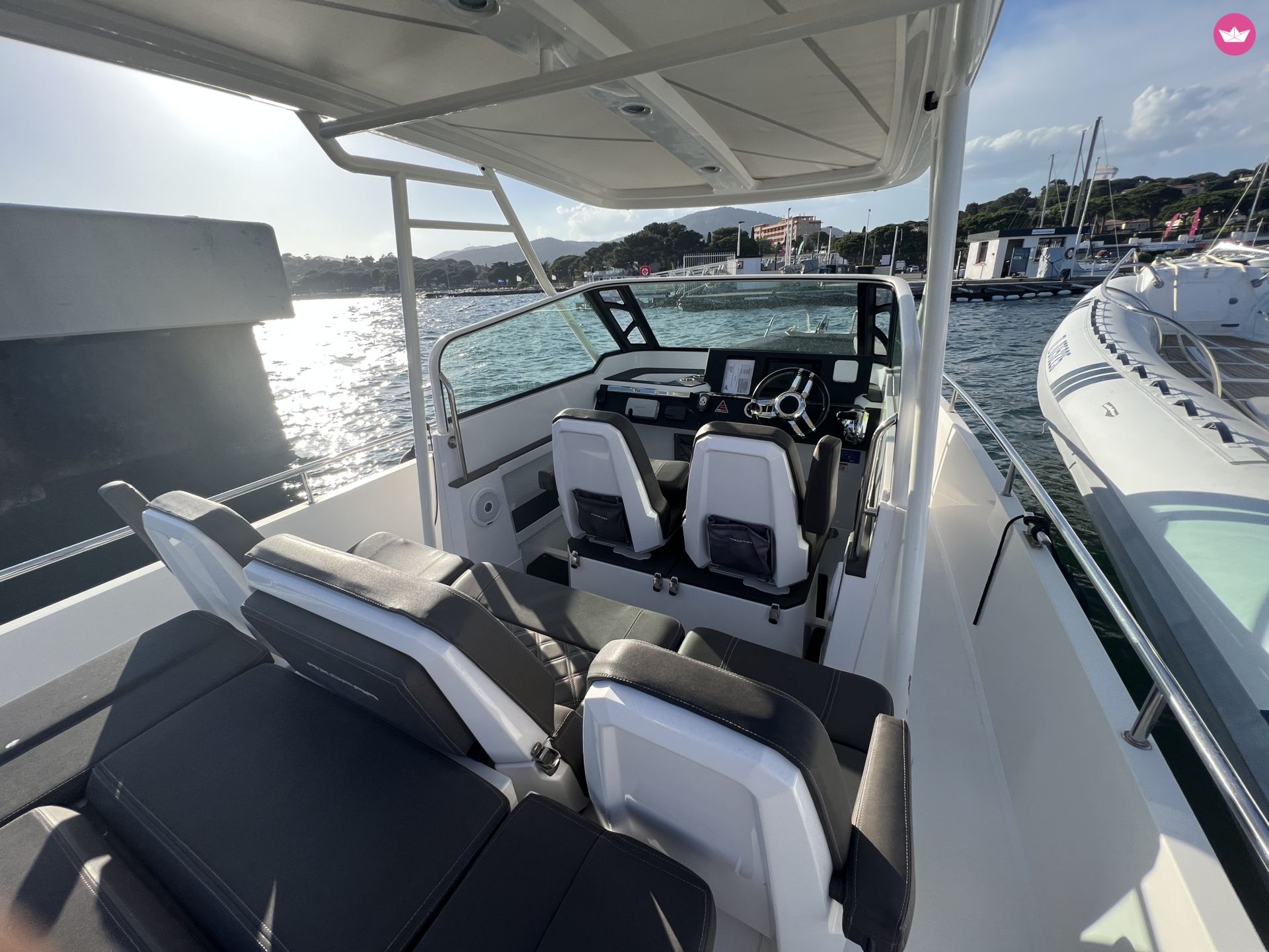 Czarter Axopar 28 Cabin