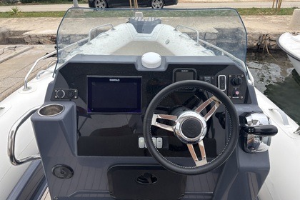 Verhuur Motorboot Zodiac 7.5 Medline Trogir