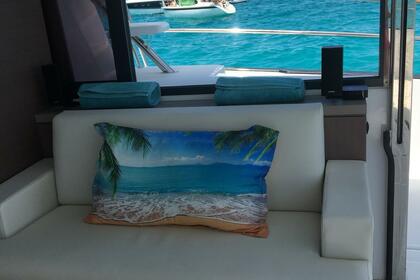 BALI 4.3 MY  (CATAMARAN DE MOTOR)