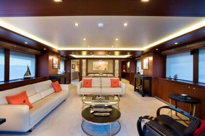 Gönnen Sie sich eine Auszeit auf einer 35m mit 4