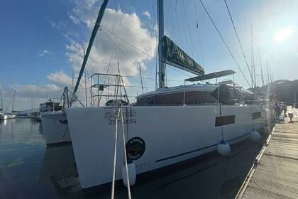 Location Catamaran Lagoon-Bénéteau Lagoon 620 - 6 + 2 cab. Thalang
