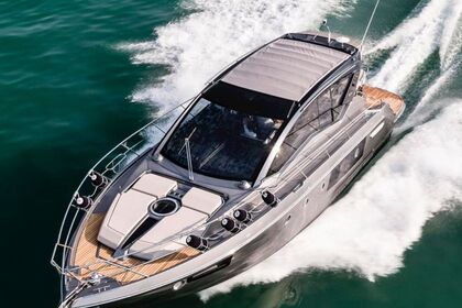 Alquiler Yate Cranchi M44 Ht Saint-Tropez