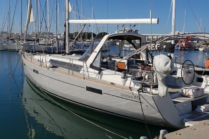 Charter Sailboat BENETEAU Oceanis 45 Elegance Cogolin