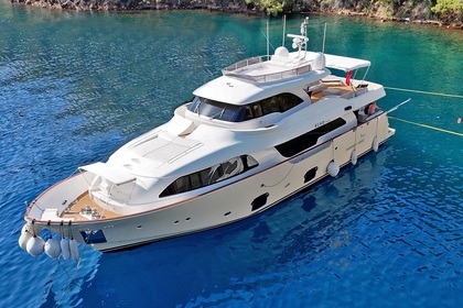 Verhuur Motorboot Ferretti Navetta 26 Göcek