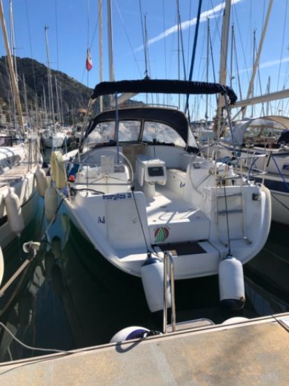 Charter Sailboat Beneteau Cyclades 39.3 Figari
