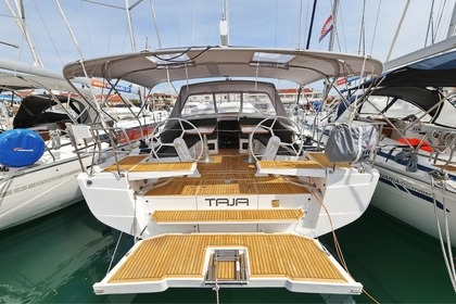 Hyra båt Segelbåt Hanse Yachts Hanse 410 Pirovac