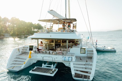 Hire Catamaran LAGOON Lagoon 560 S2 Split