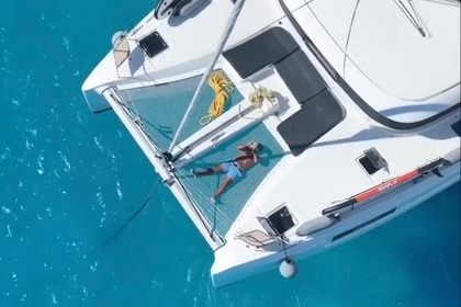 Ouna Catamaran - Private Lagoon 46 - Owner operated - Tailor-made luxury cruises from Paros