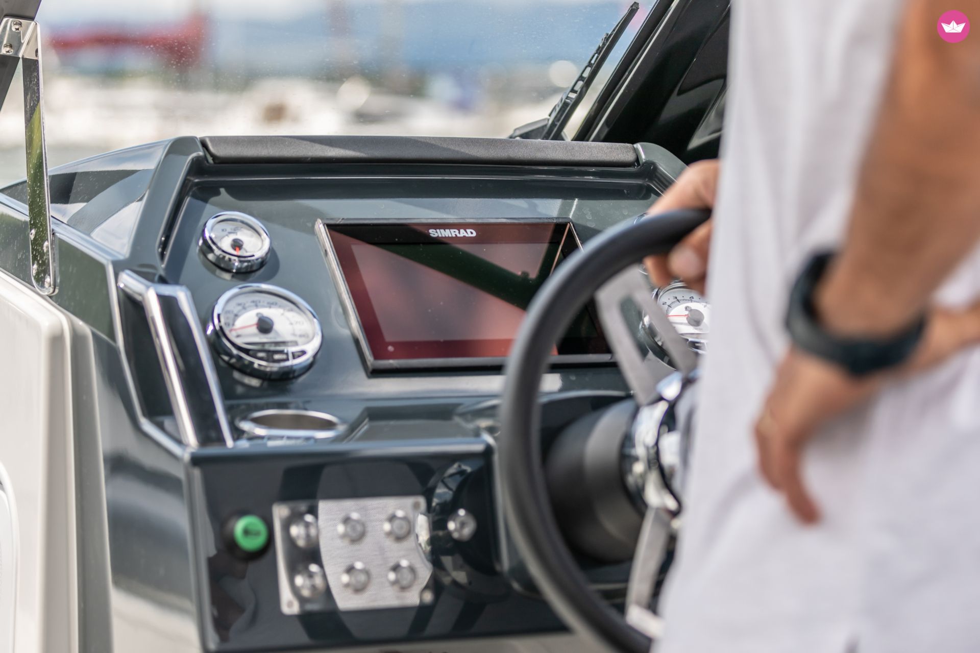 Bateau à moteur Parker 630 bowrider 150cv 3
