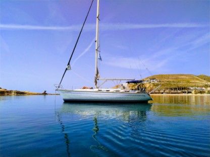 Charter Sailboat Bavaria 42 Cruiser Milos