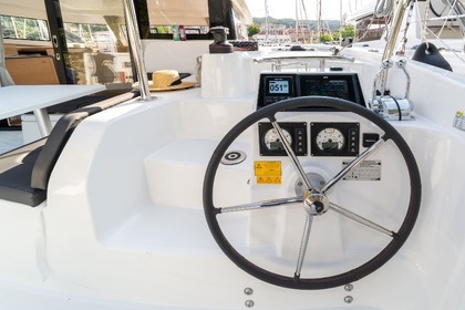 Hyra båt Katamaran Excess Excess 11 - 4 + 1 + 1 cab. Skradin