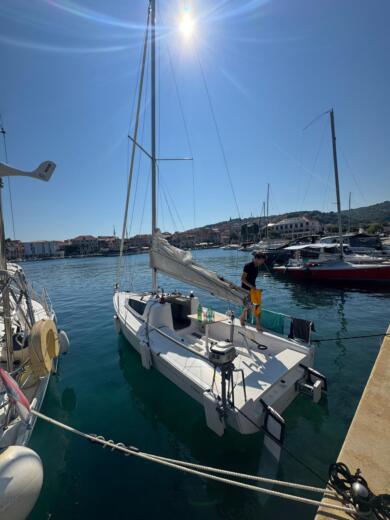 Sailboat Beneteau First 24SE Σχέδιο κάτοψης σκάφους