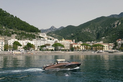 Motor boat - Riva Rivarama 44