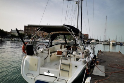 Noleggio Barca a vela BENETEAU OCEANIS Cyclades 393 Taranto