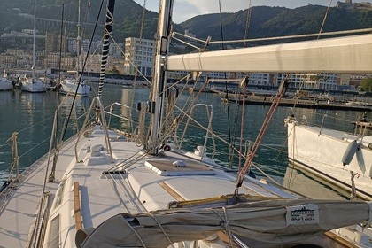 Noleggio Barca a vela Jeanneau 44 Salerno