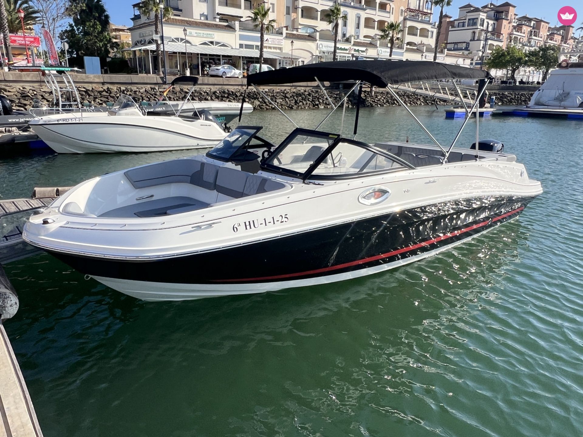Bateau à moteur Bayliner Vr6 150cv