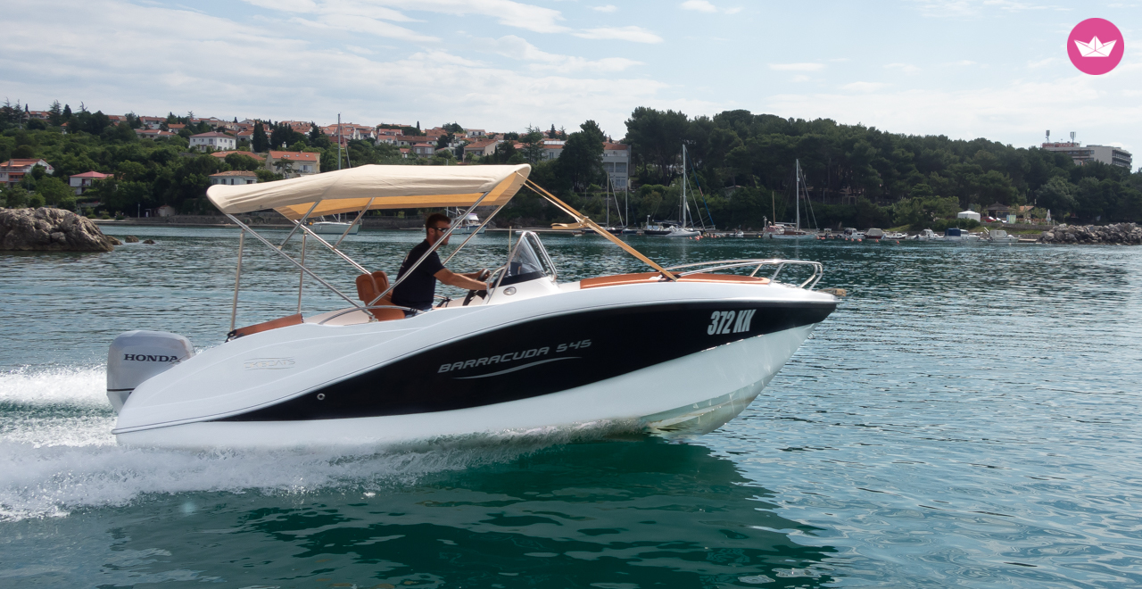 Bateau à moteur BARRACUDA 545 - 372kk 100cv