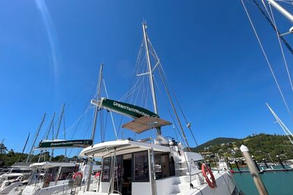 Charter Catamaran Catana Bali 4.3 Whitsunday Islands