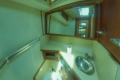 YOSSELIN. Sea Ray 420 Sundancer