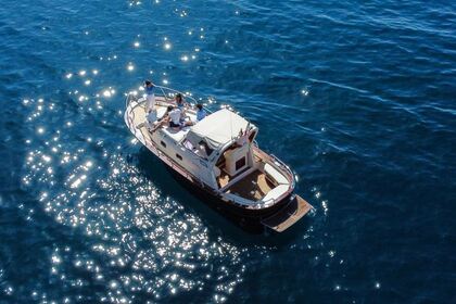 Noleggio Barca a motore Fratelli Aprea Sorrento 7,50 cabin Sorrento
