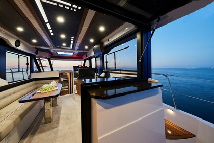 Barco a motor Northman 1200 110hp