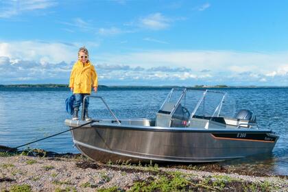 Charter Motorboat Buster M2 Raisio