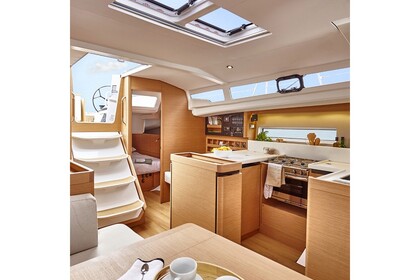 Miete Segelboot  Sun Odyssey 440 Split
