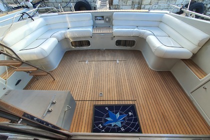 YACHT ZEN Fairline Squatron 50