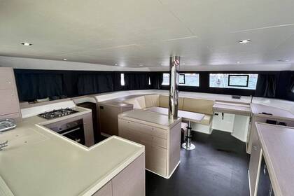 DUFOUR 48 FULL EQUIPE NEW 2025