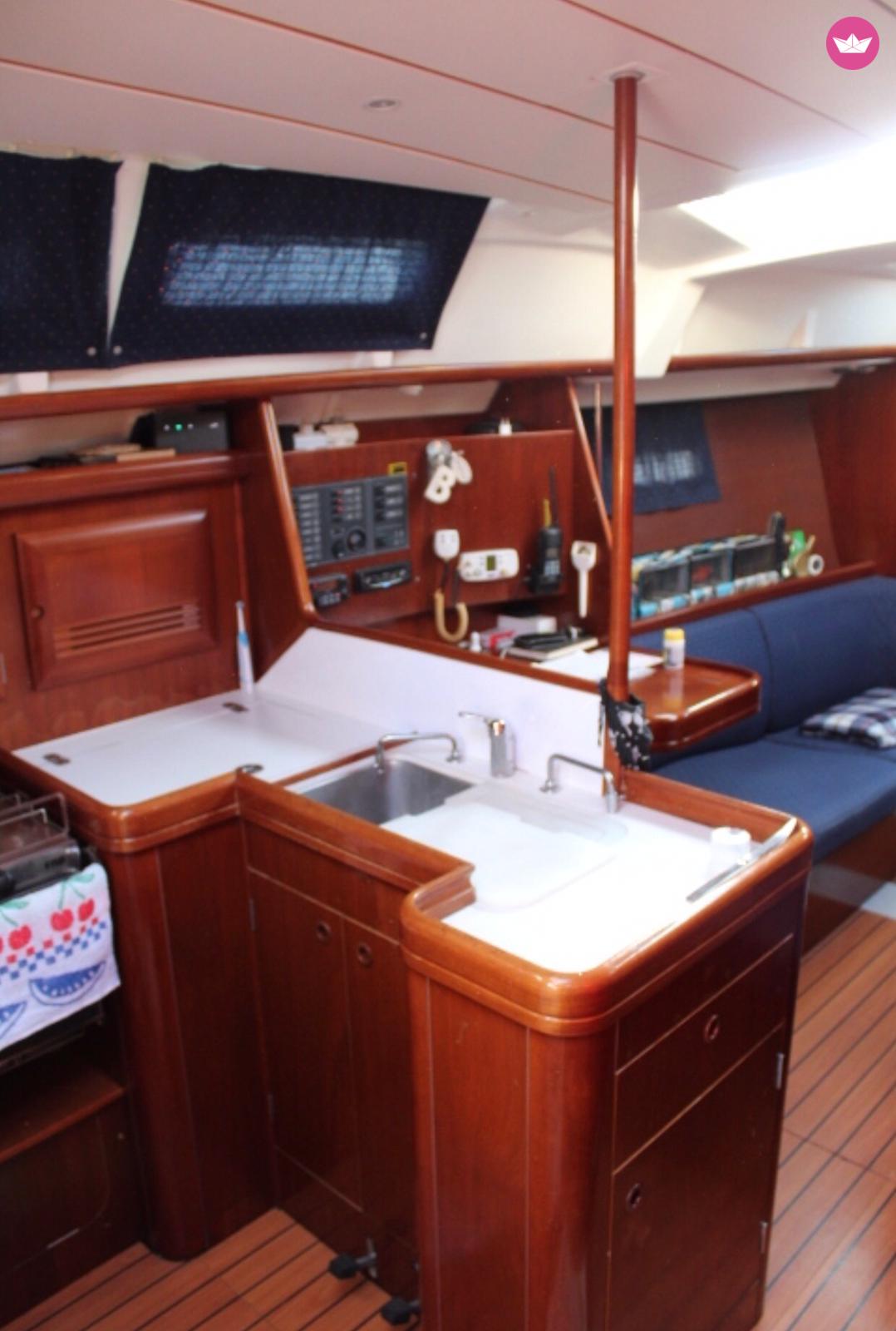 Charter Sailboat Beneteau Oceanis 373 Ibiza