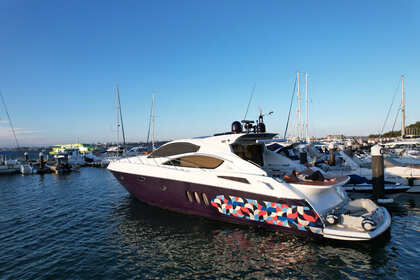Noleggio Yacht a motore Sunseeker 62 Predator Tróia Peninsula