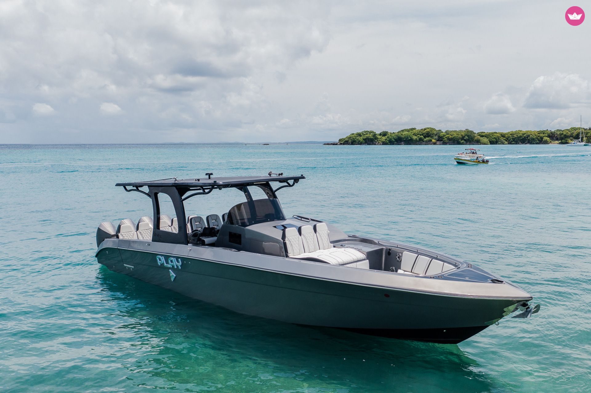 Rent Cigarette Racing 43 Limited Edition Motorboat (2023) in Cartagena