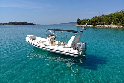 Miete RIB Joker Boat Clubman 22 Trogir