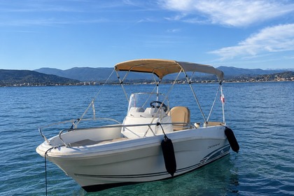 Location Bateau sans permis  Jeanneau Cap Camarat 4.7 Cc Mandelieu-la-Napoule