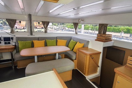 Lagoon 420 (2008) catamaran