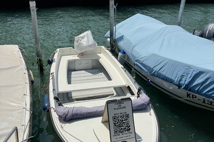 Charter Motorboat Elan 41 Lucija