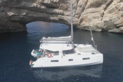 Charter Catamaran Nautitech 40 Open Ibiza