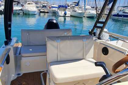 лодка со шкипером или без