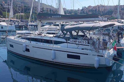 Miete Segelboot Bavaria Yachtbau Bavaria C38 Tropea