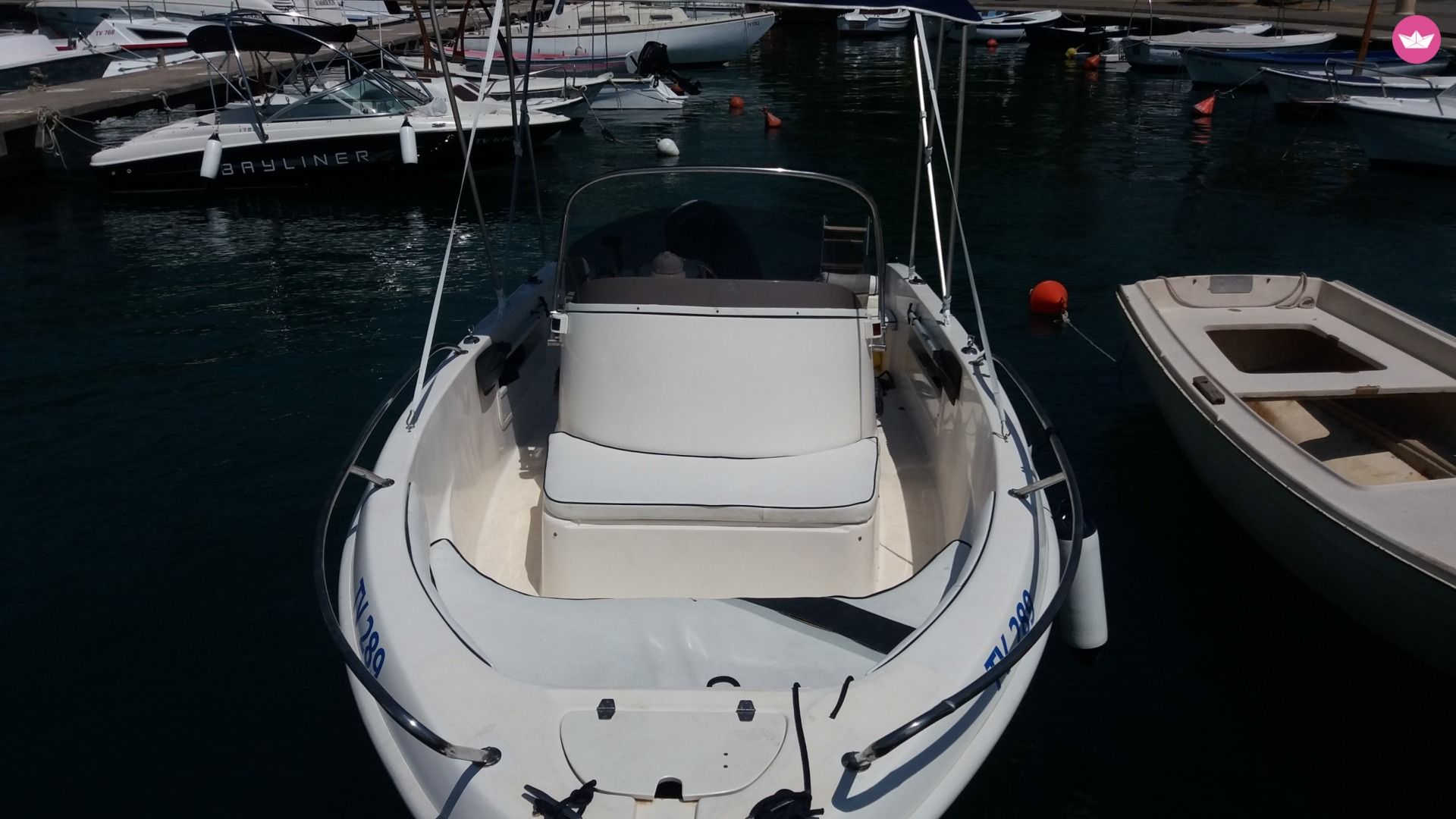 Charter motorboat in Tivat  