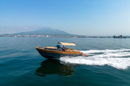 Hyra båt Motorbåt Cantieri Esposito Positano 32 Positano