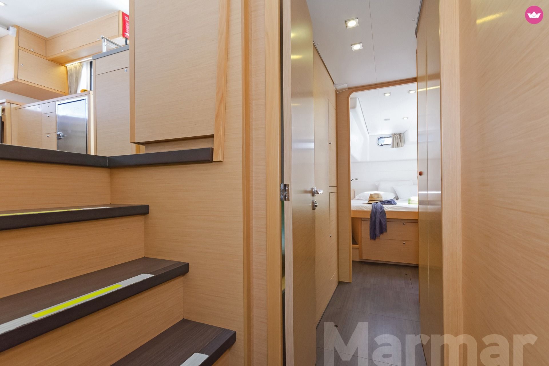 Catamaran Lagoon 450F for hire