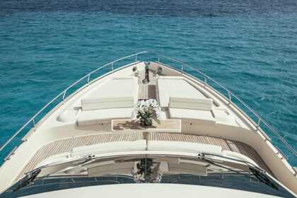 TO ESCAPE  Ferretti Altura 690
