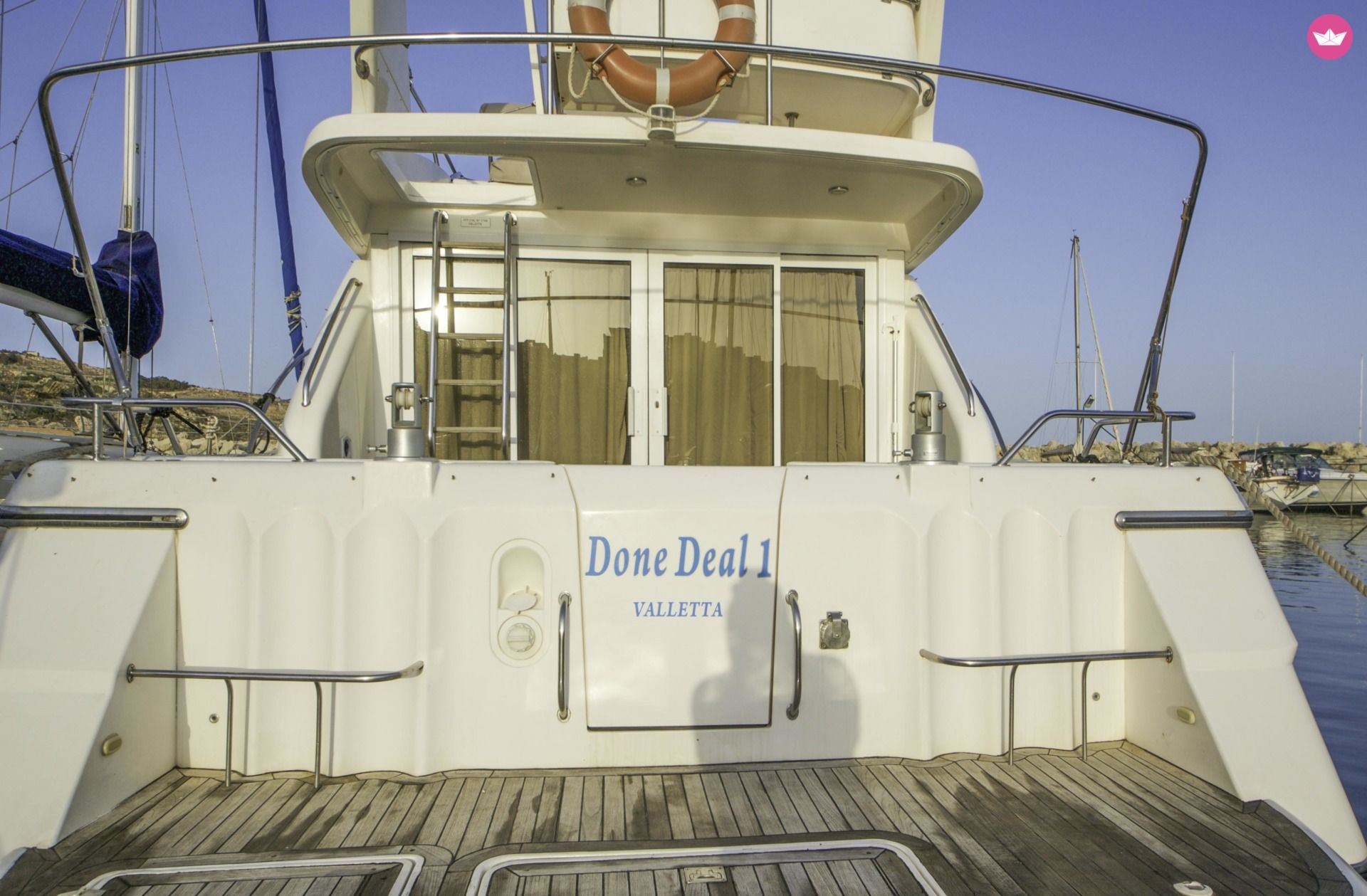 Motorboat Fairline Phantom 41 for rental