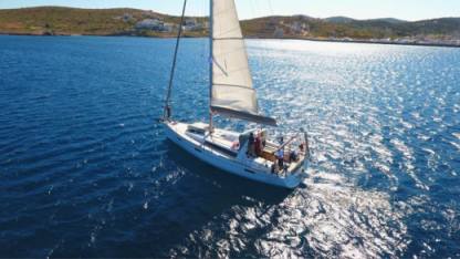 Charter Sailboat Beneteau Oceanis 45 Thasos