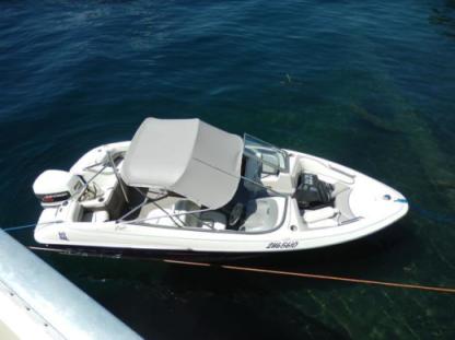 Location Bateau à moteur Bayliner 1800 Capri Is Le Marin