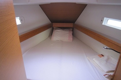 Location Voilier JEANNEAU SUN ODYSSEY 449 Lavrio