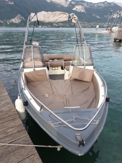 Location Bateau à moteur Ultramar Ultramar 470 Annecy