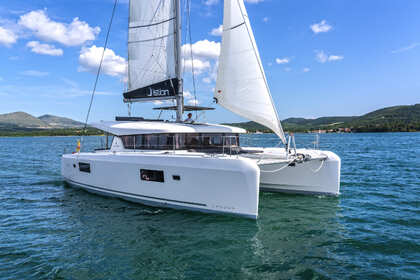 Hyra båt Katamaran Lagoon-Bénéteau Lagoon 42 - 4 + 1 cab. Skradin