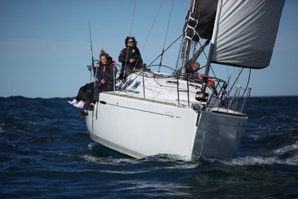 ALQUILER BENETEAU FIRST 40.7